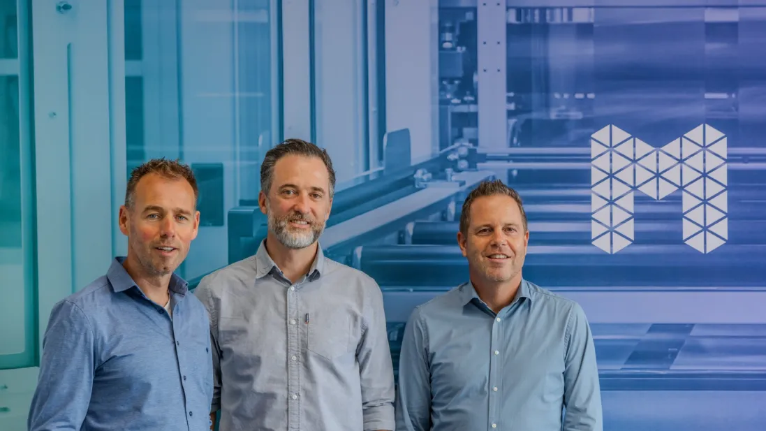 Morphotonics, ekran teknolojisini veri merkezlerine taşıyor: 40 milyon euroluk yatırım aldı