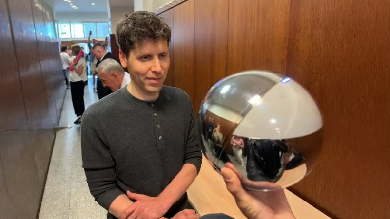 Sam Altman’ın World’ü, bankalar için yapay zekâ destekli kimlik doğrulama çözümü geliştirdi