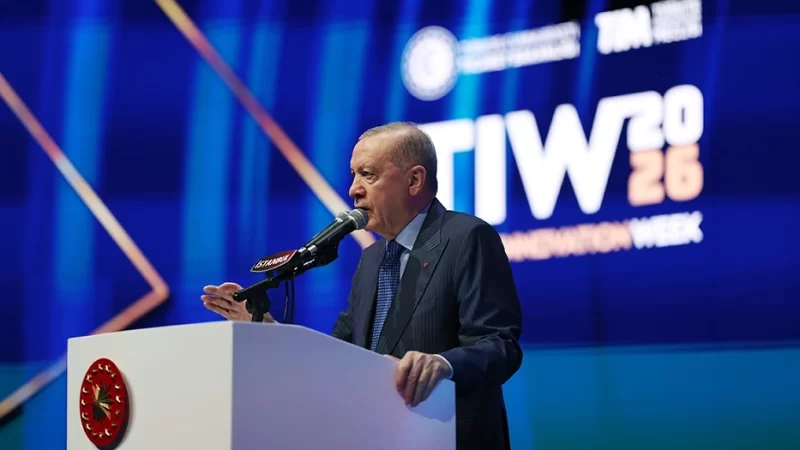 Erdoğan: Türkiye İçin İleri Teknolojiye Yatırım Yapmak Mecburiyettir