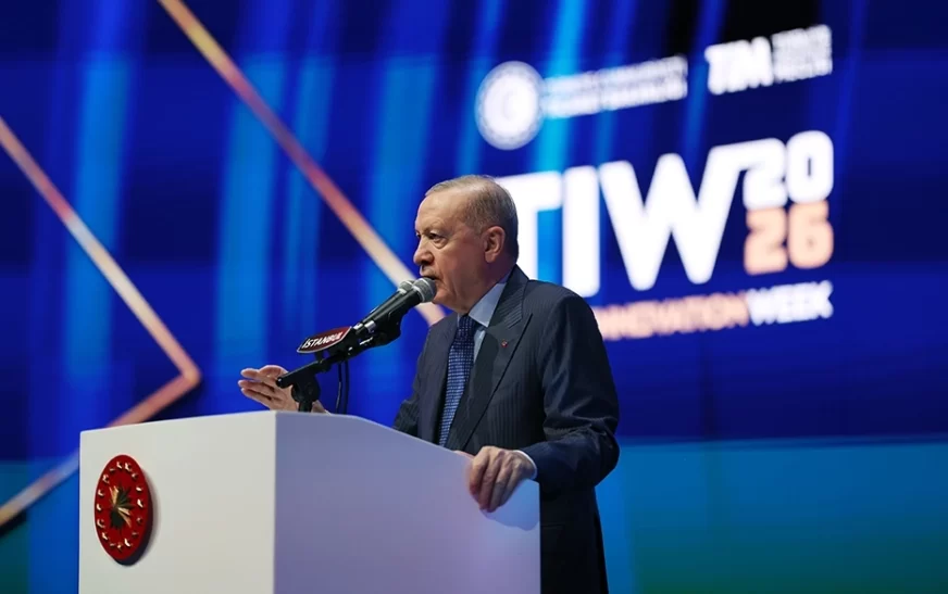 Erdoğan: Türkiye İçin İleri Teknolojiye Yatırım Yapmak Mecburiyettir