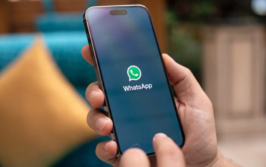 WhatsApp, mesajları ileri bir tarihe planlama özelliğini test ediyor